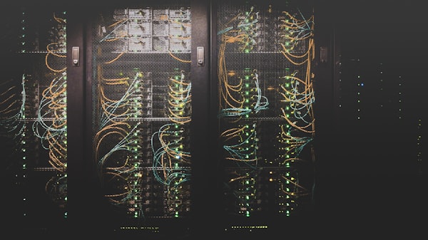 Scalable server room switching architecture